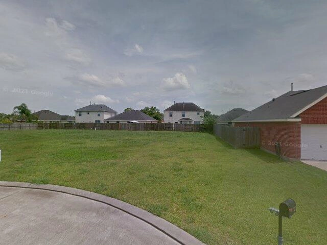 House image located at Alvin, TX 77511