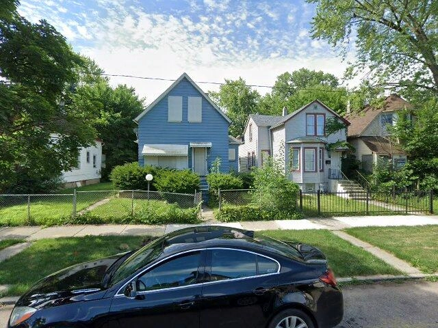 House image located at Chicago, IL 60628