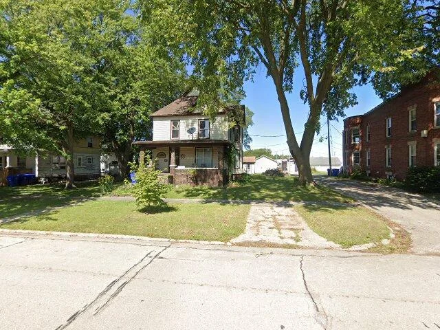 House image located at Kewanee, IL 61443