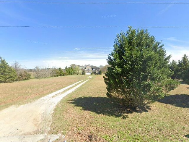 House image located at Maxton, NC 28364