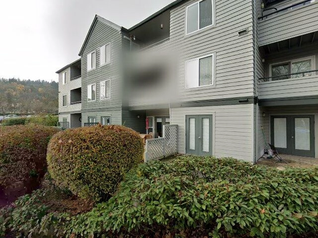 House image located at Portland, OR 97239