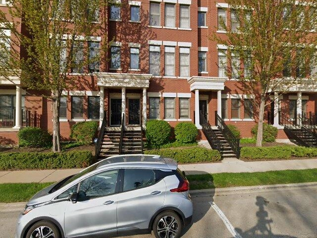 House image located at Elgin, IL 60120