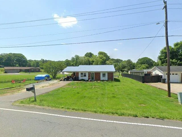 House image located at King, NC 27021