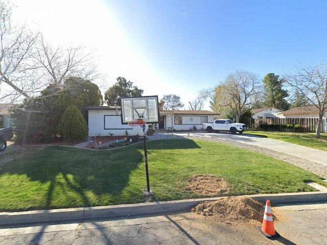 House image located at Palmdale, CA 93551