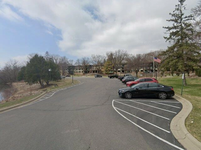 House image located at Wayzata, MN 55391