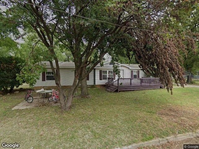 House image located at Winfield, KS 67156