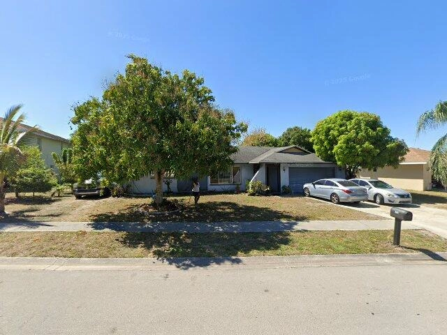 House image located at Fort Myers, FL 33916