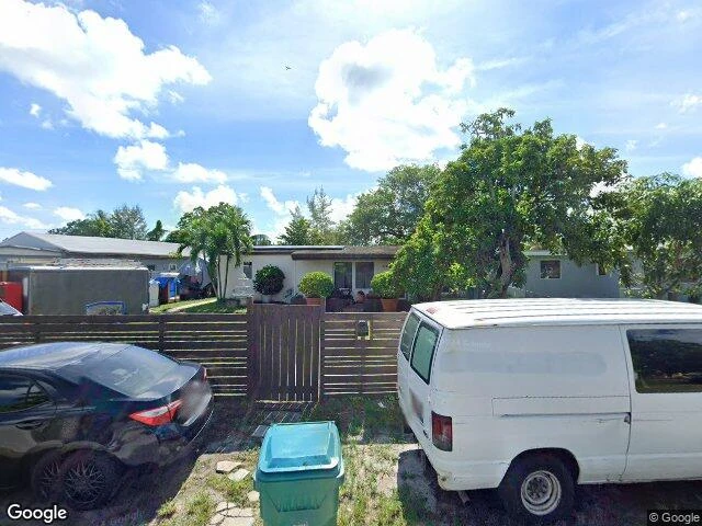 House image located at Miami, FL 33167