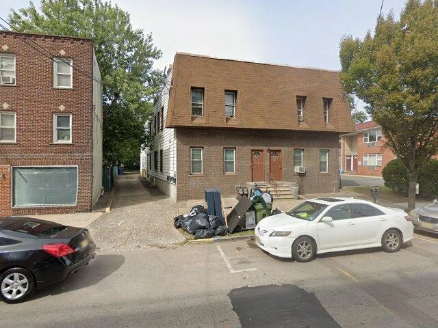 House image located at Linden, NJ 07036