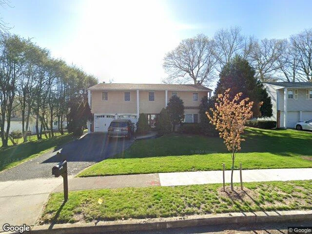 House image located at Commack, NY 11725