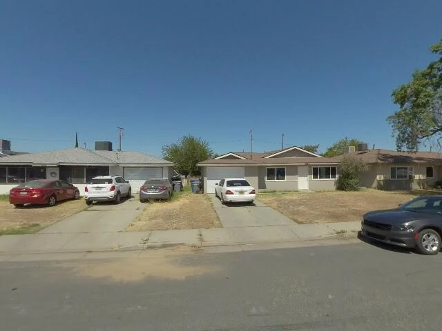 House image located at Delano, CA 93215
