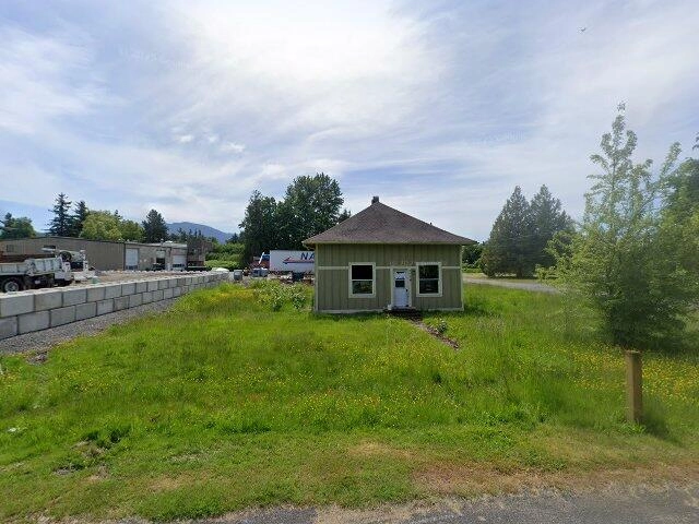 House image located at Sumas, WA 98295