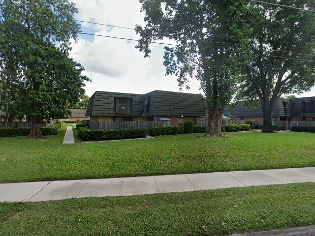 House image located at West Palm Beach, FL 33407