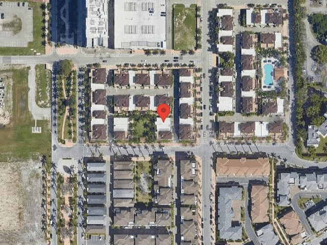 House image located at Miami, FL 33166