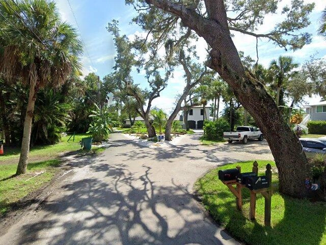 House image located at Fort Myers, FL 33908