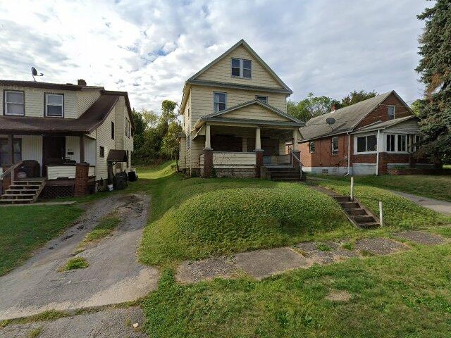 House image located at Youngstown, OH 44502