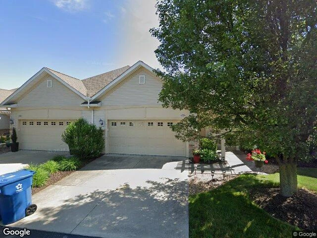 House image located at Akron, OH 44321