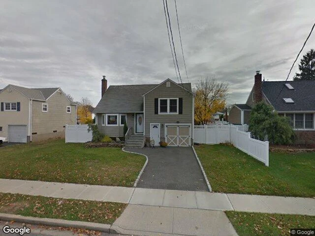 House image located at Massapequa Park, NY 11762