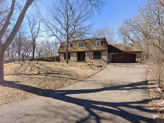 House image located at Eden Prairie, MN 55346