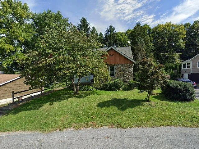 House image located at Ogdensburg, NJ 07439