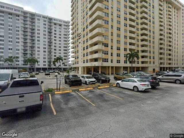 House image located at Hallandale, FL 33009