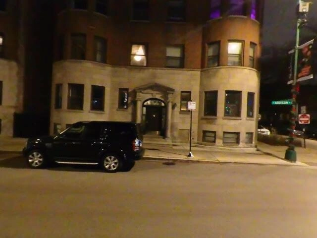 House image located at Chicago, IL 60613