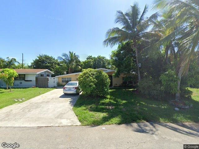 House image located at Hollywood, FL 33023