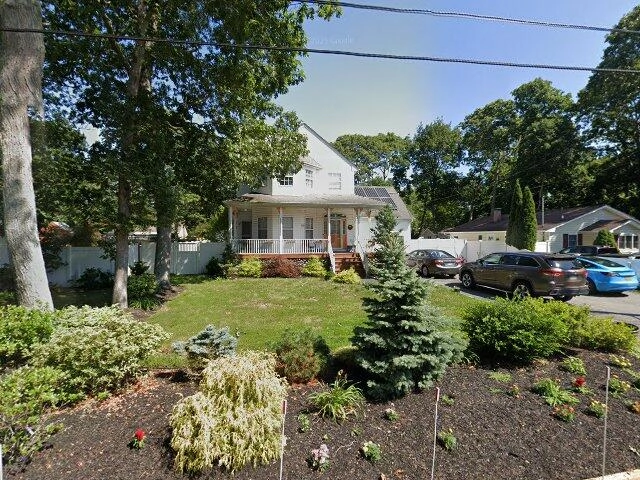 House image located at Shirley, NY 11967