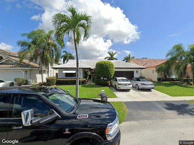 House image located at Dania, FL 33004