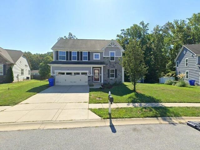 House image located at White Plains, MD 20695