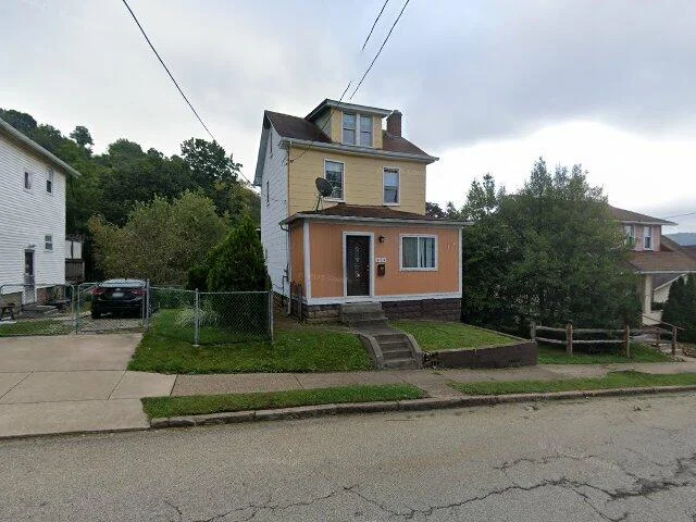 House image located at Mckeesport, PA 15132