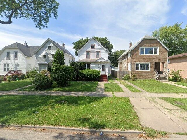 House image located at Maywood, IL 60153