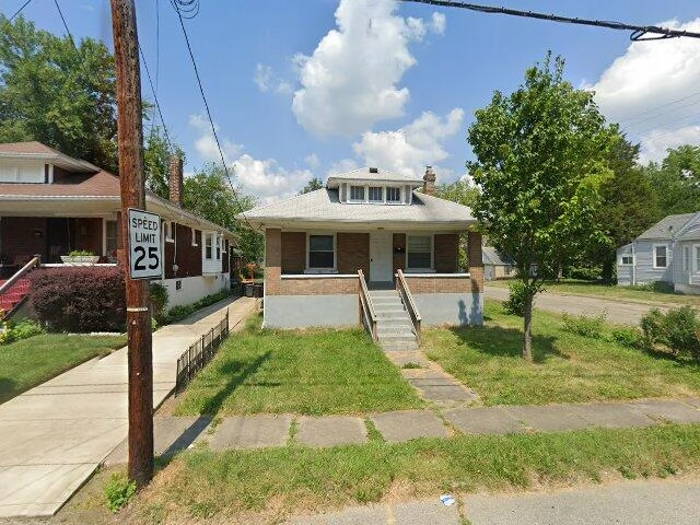 House image located at Louisville, KY 40212