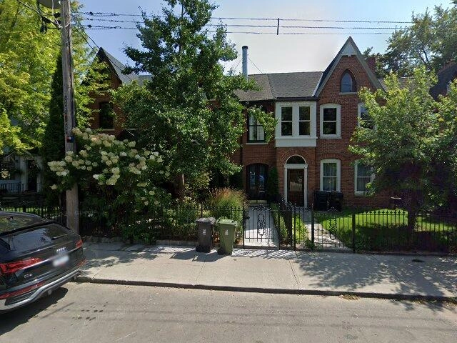 House image located at Weston, MA 02493