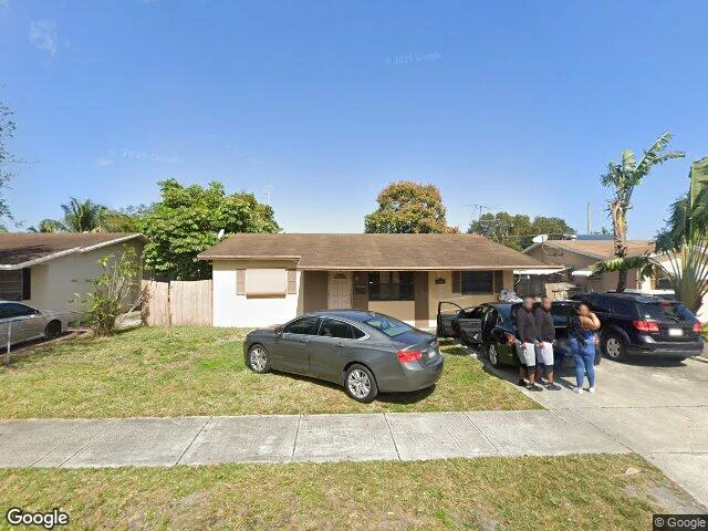 House image located at Hollywood, FL 33024