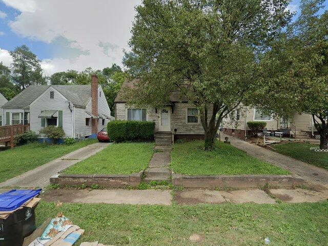 House image located at Louisville, KY 40215