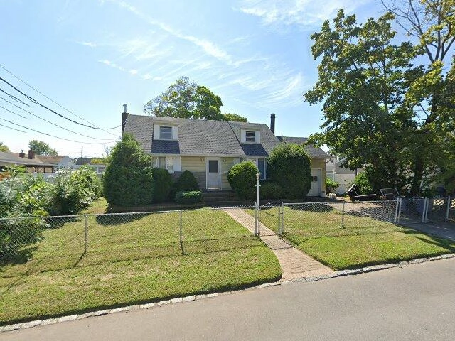 House image located at Baldwinsville, NY 13027