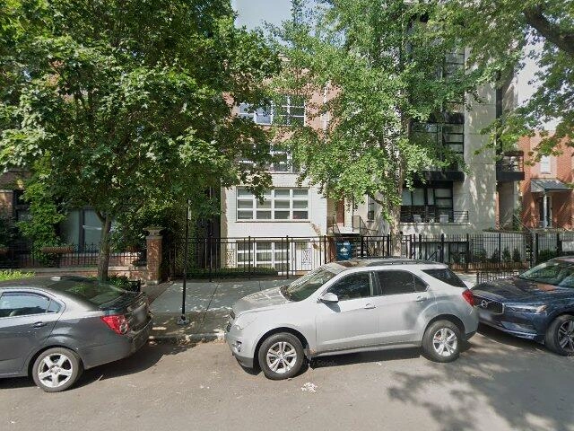 House image located at Chicago, IL 60610