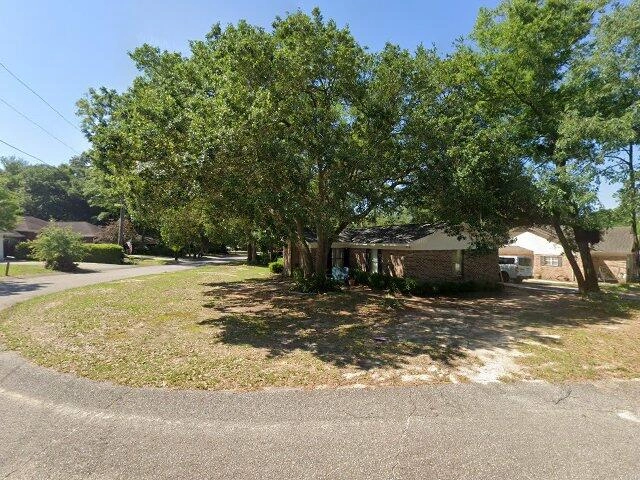House image located at Hattiesburg, MS 39402