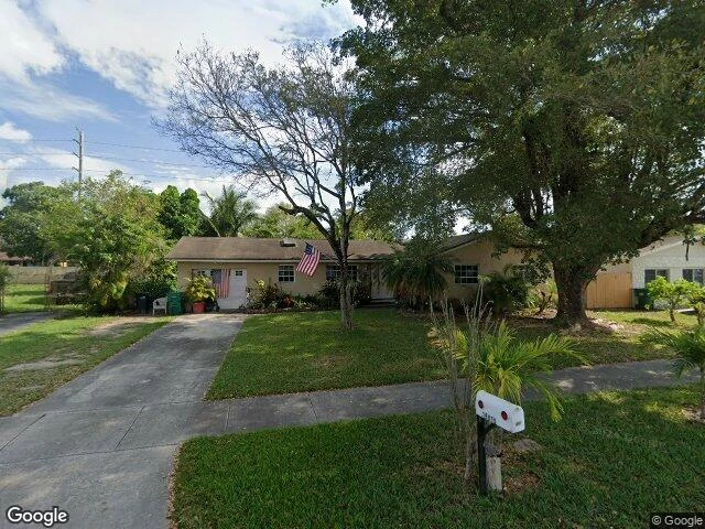 House image located at Miami, FL 33157