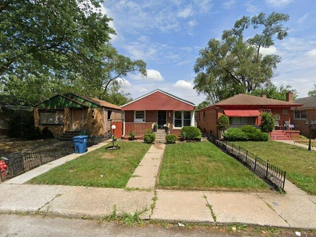 House image located at Harvey, IL 60426