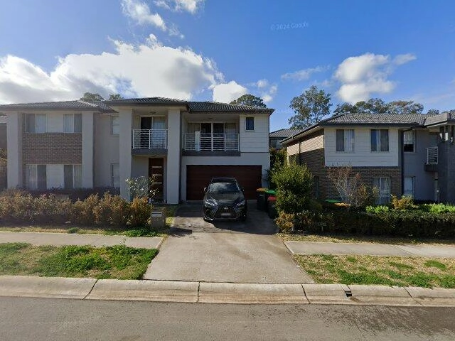 House image located at Willowbrook, IL 60527