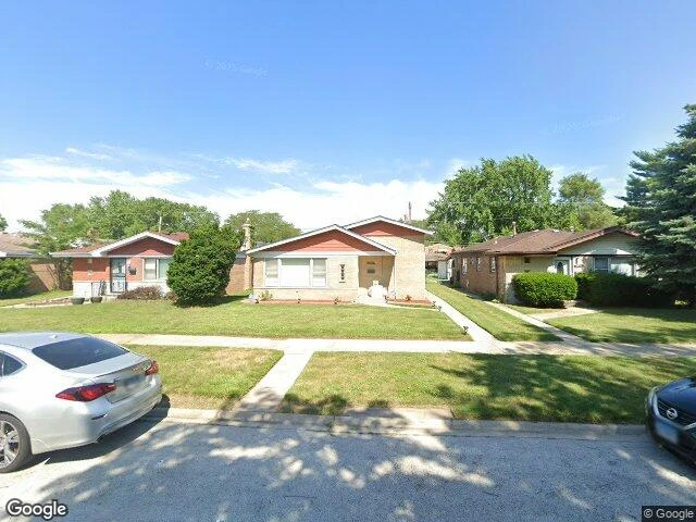 House image located at Dolton, IL 60419