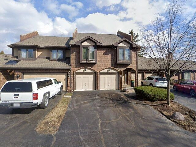 House image located at Elgin, IL 60120