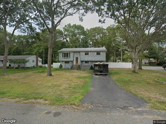 House image located at Bay Shore, NY 11706