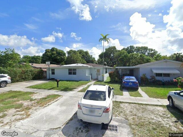 House image located at Miami, FL 33168