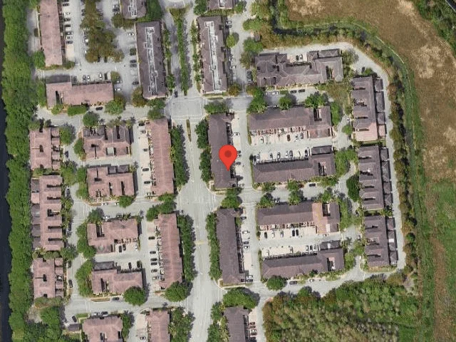 House image located at Hollywood, FL 33027