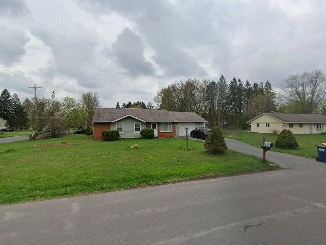 House image located at Baldwinsville, NY 13027