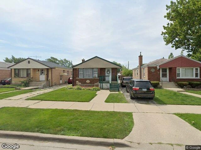 House image located at Chicago, IL 60652