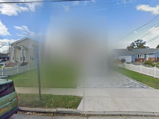 House image located at Freeport, NY 11520